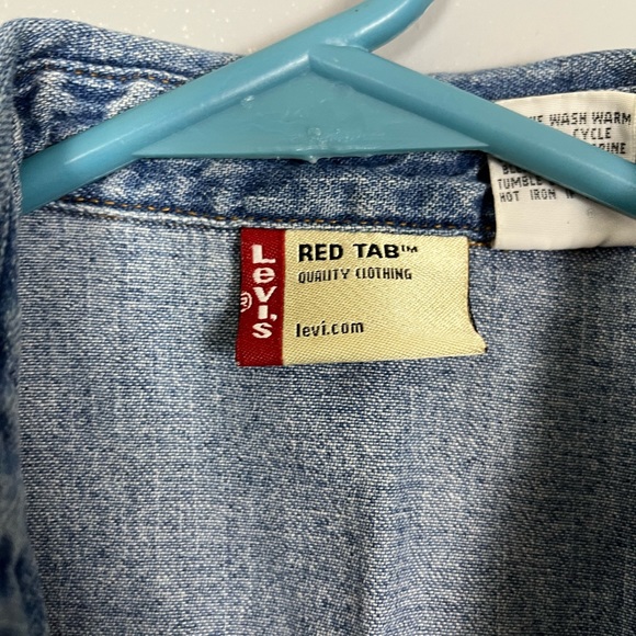 VINTAGE DENIM LEVIS RED TAB WOMENS TOP SZ L - Picture 2 of 4